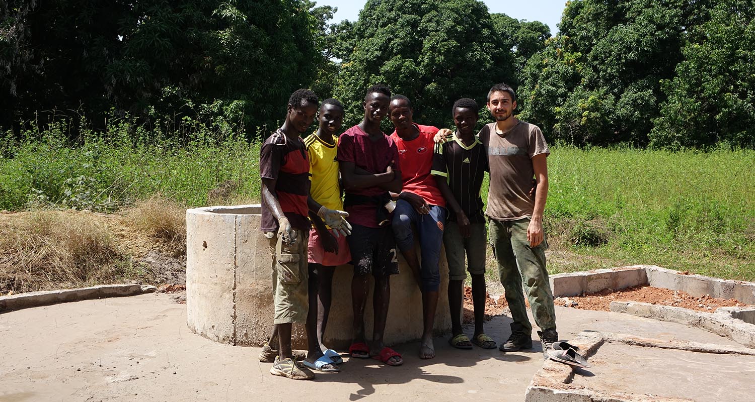 Pozzo a Sambacounda in Senegal by Balouo Salo
